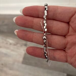 Hazy bracelet sliver